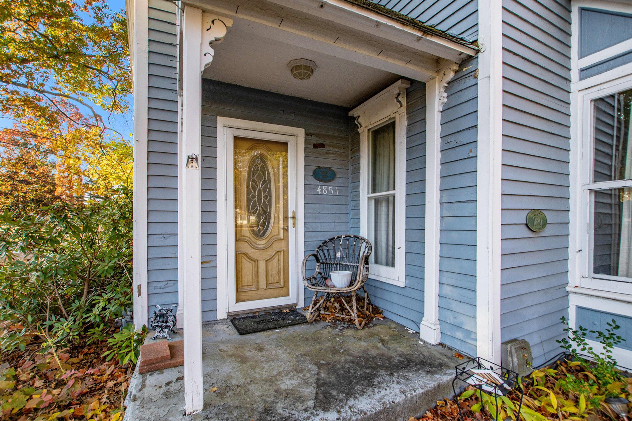 Image 4: 004_dng08158_827