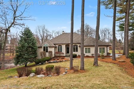 1672 Deer Path Trail