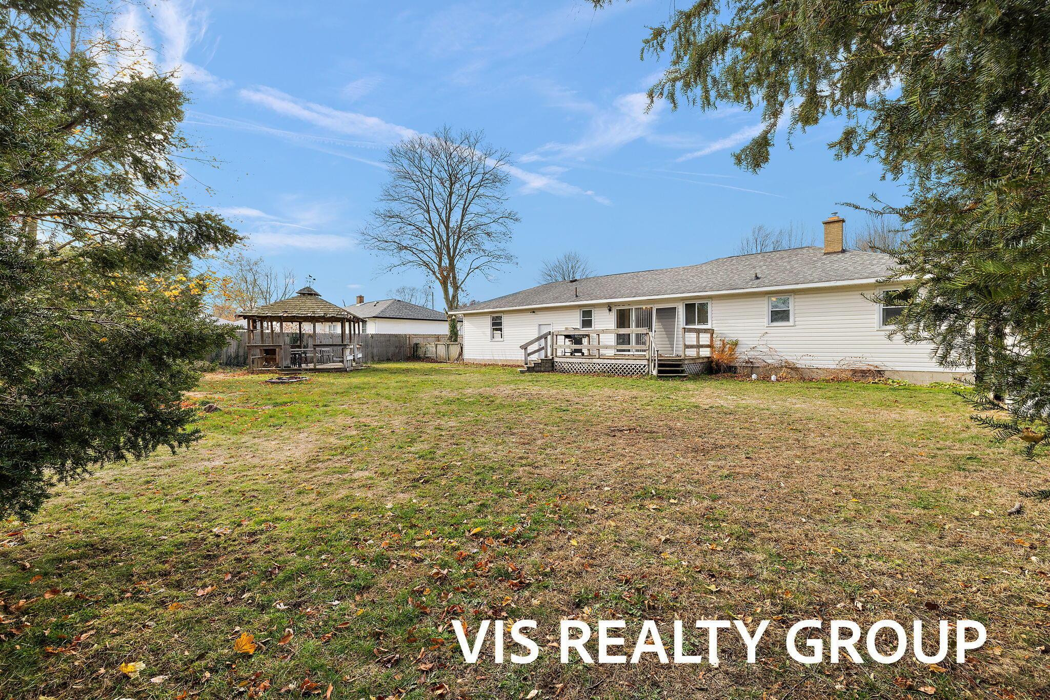 Image 4: 36-web-or-mls-2R9A4589