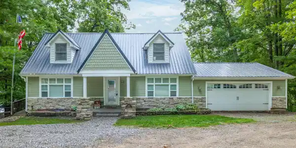 506 Mclachlan Point