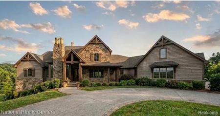 3641 Northwood Drive