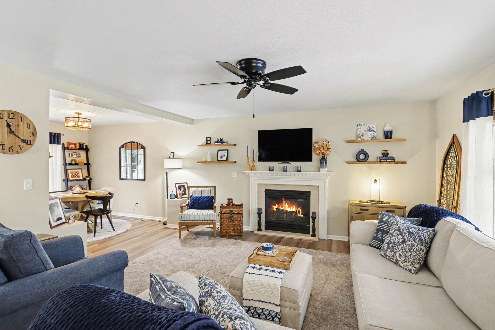 Image 2: 004_file_6758