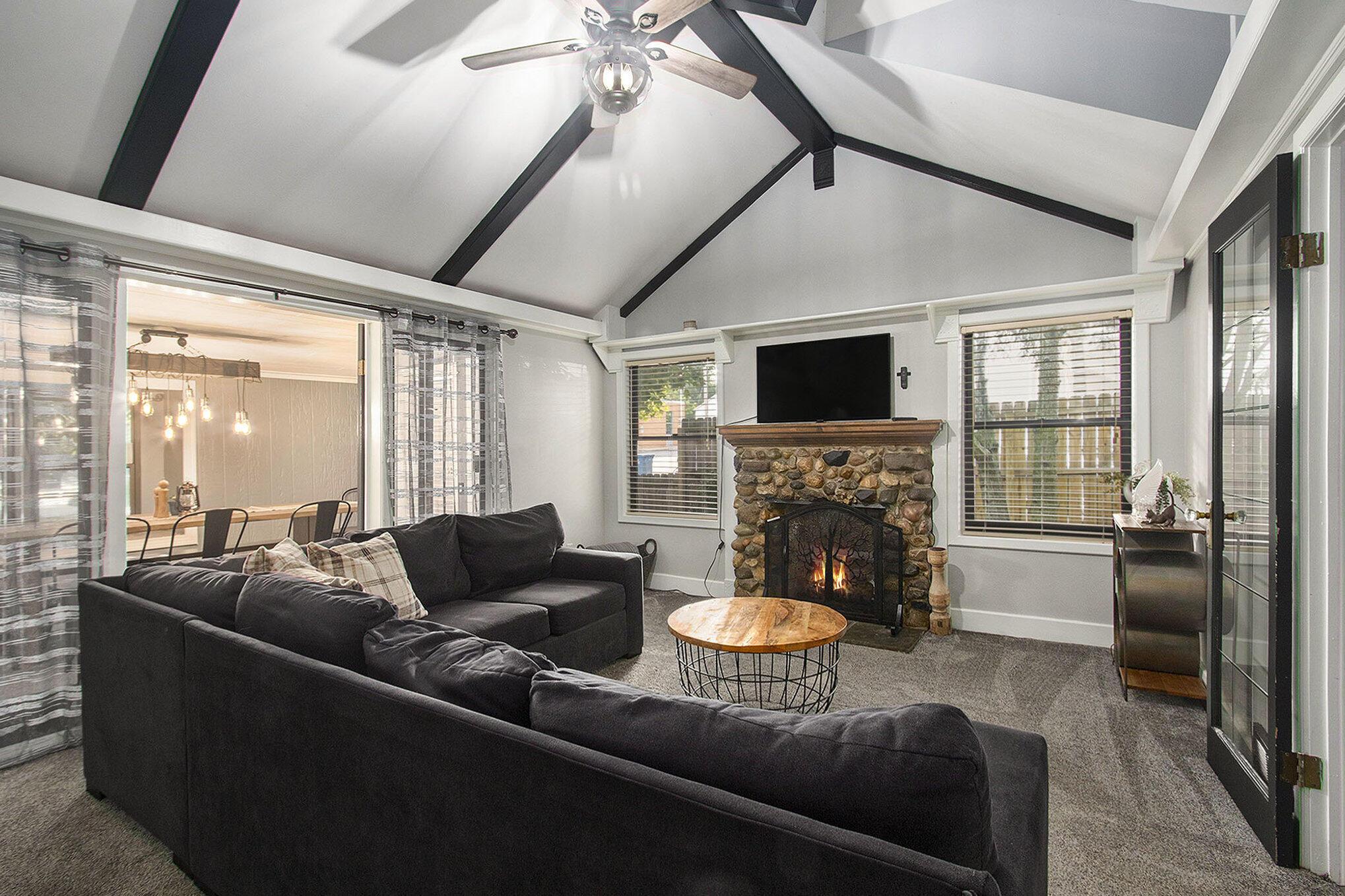 Image 4: 002_fm_ndp_20_354