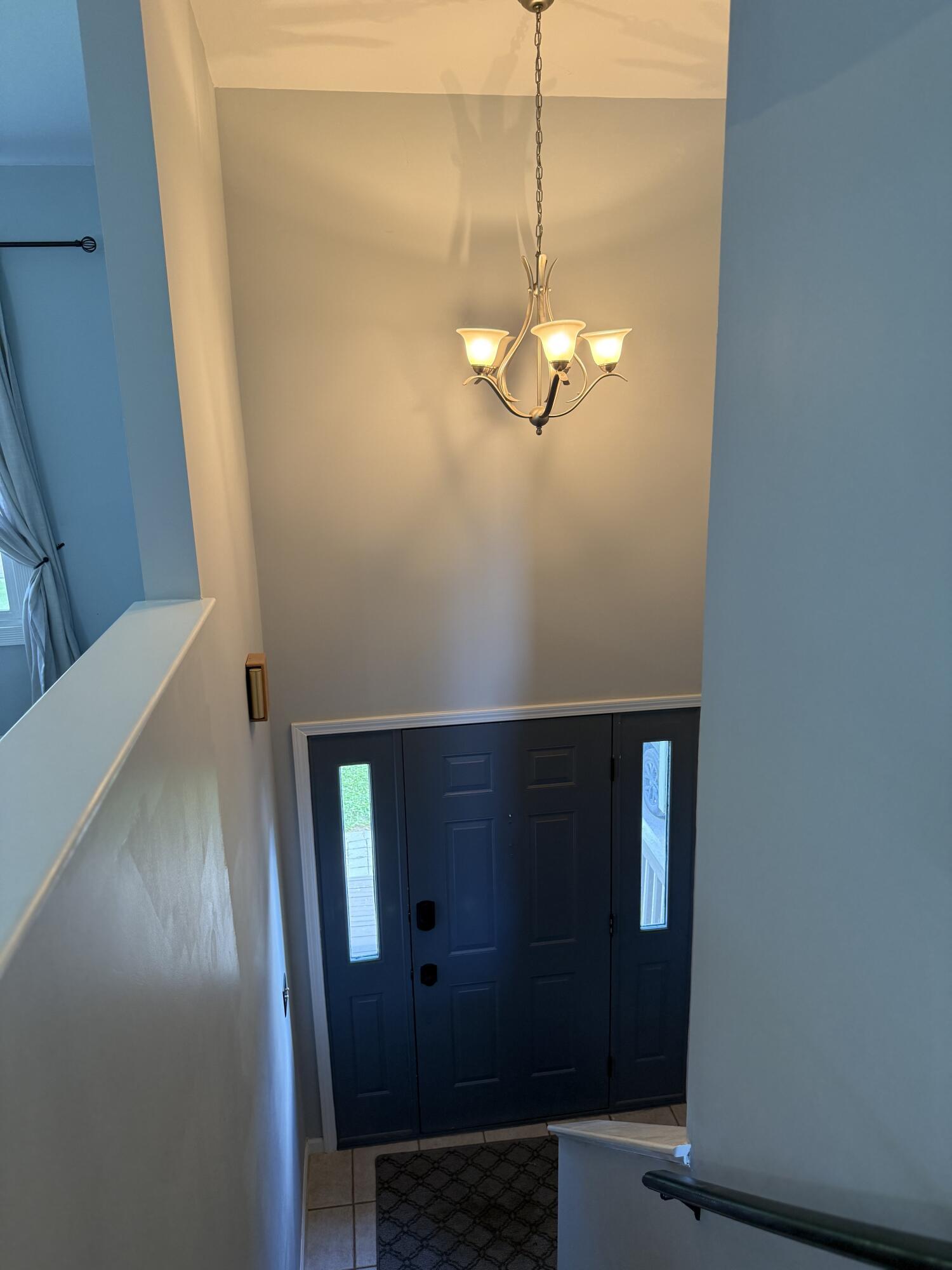 Image 2: Foyer