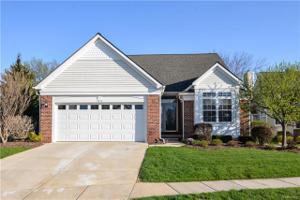 4876 NEW HAVEN Drive
