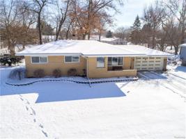 153 Pleasant Lake Drive
