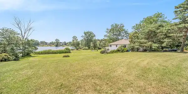 370 Davis Lake Drive