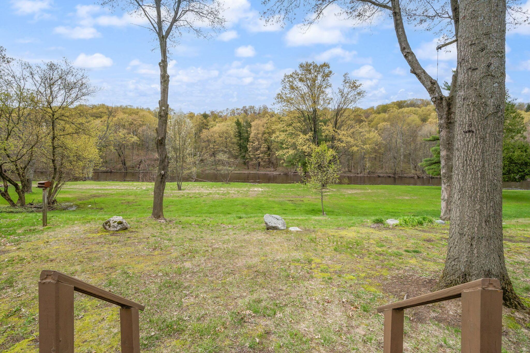 Image 2: 30-web-or-mls-17113-RapidsDr-Hersey-30