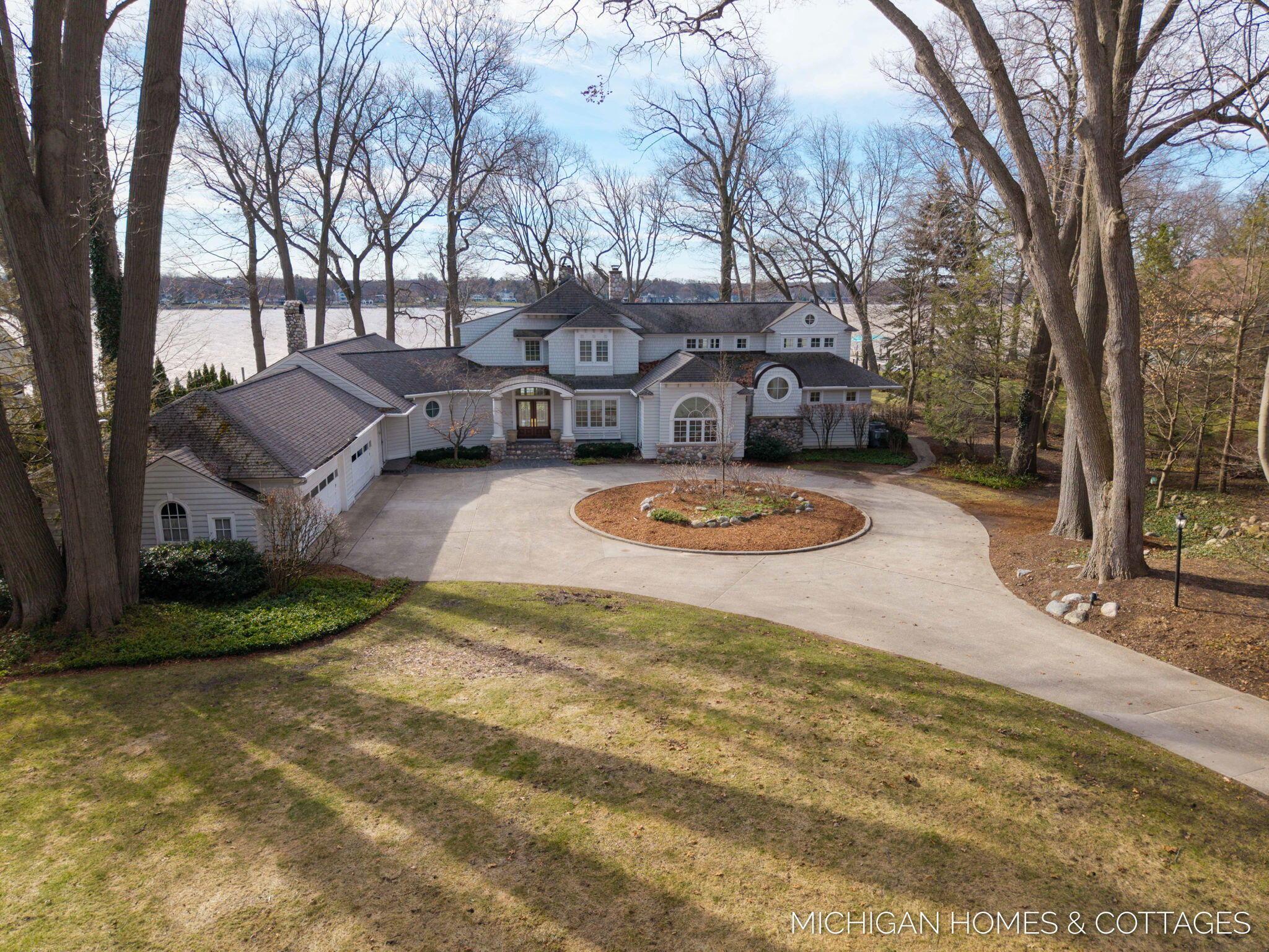 Image 3: 26-web-or-mls-714-n-shore-dr