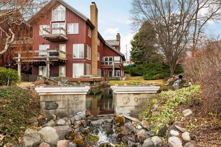 236 N Front Street
