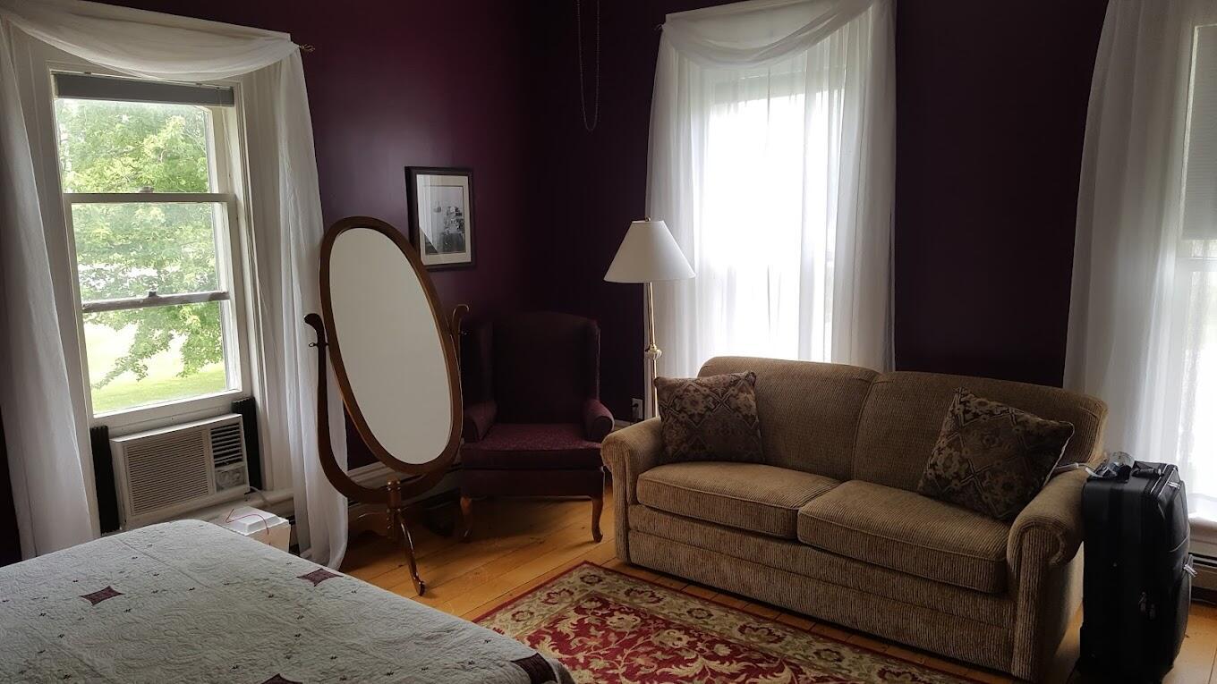 Image 4: Butler Bed & Breakfast