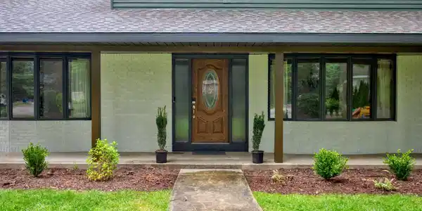 Image 2: 252-web-or-mls-19094-walden-dr