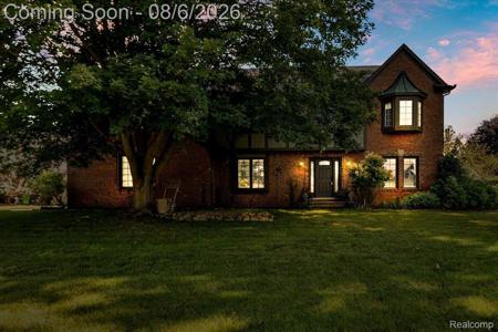 2765 Hunter Heights Drive