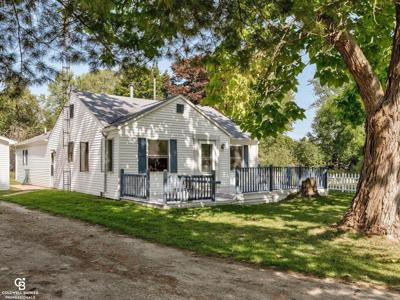 7205 Dogwood Road