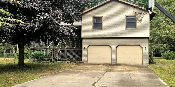 2886 Oak Court