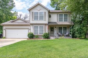 2150 LAUREL OAK N Drive