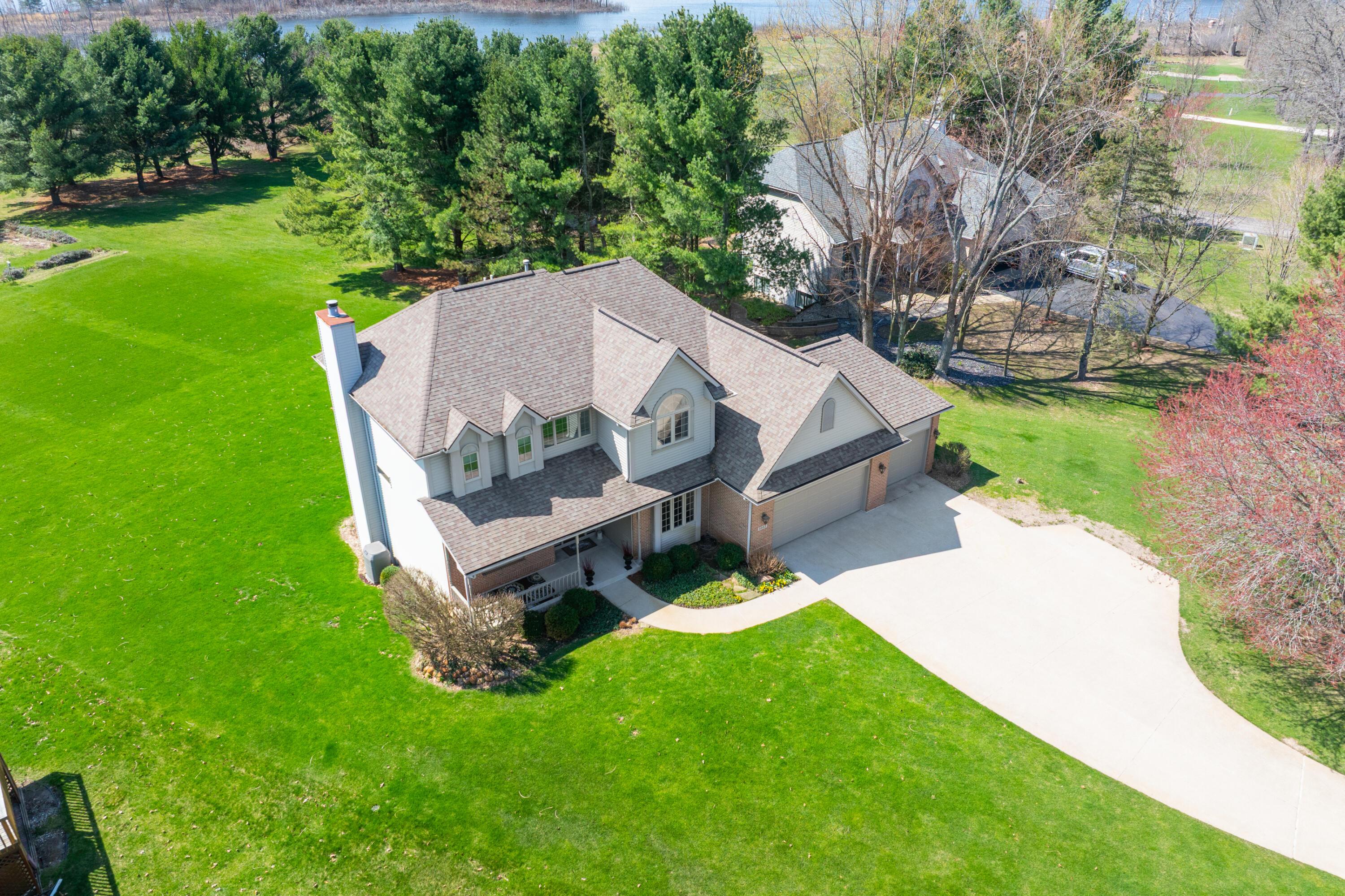 Image 3: PQ Ave W 8863 Mattawan 49071 - Exterior