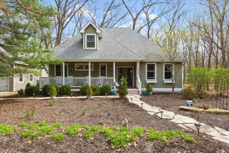18567 Chase Lane