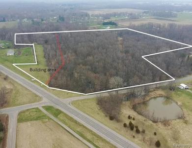 33 Acres