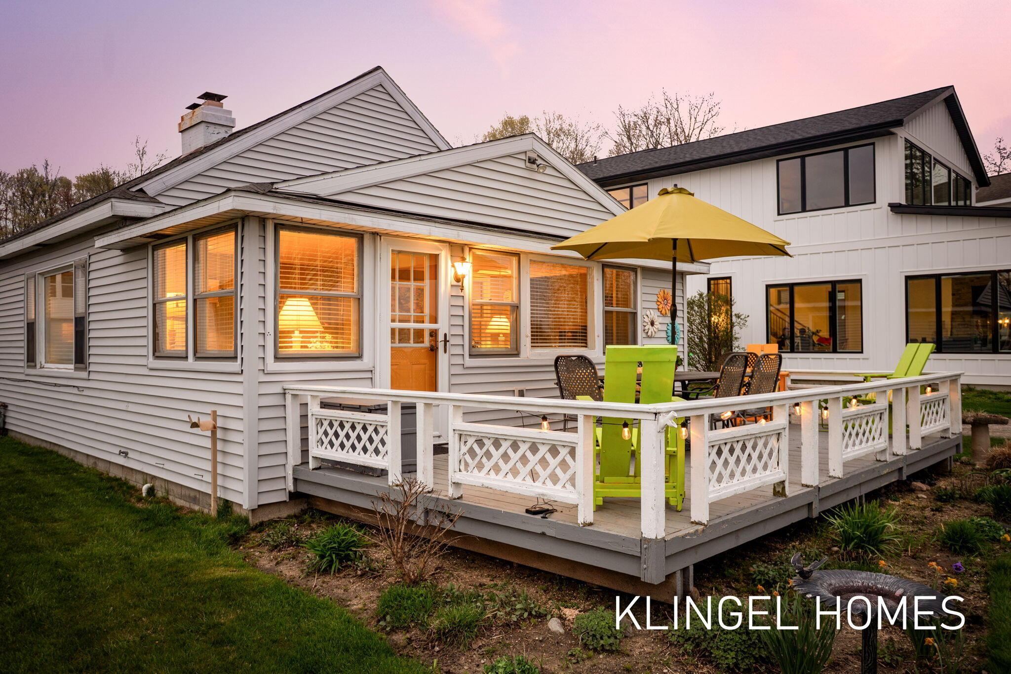 Image 3: 105-web-or-mls-16527-lakeview-st