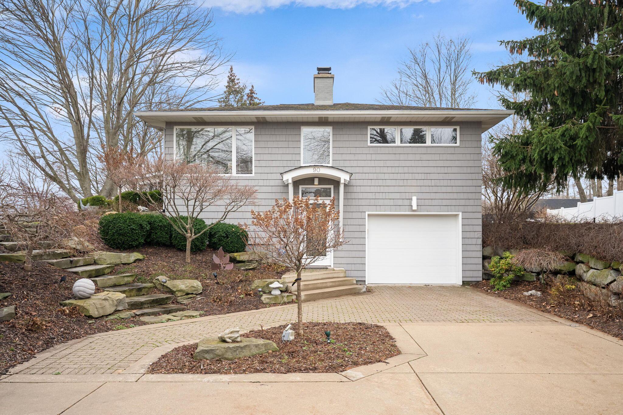 Image 1: 1-web-or-mls-Project_20260308_8968