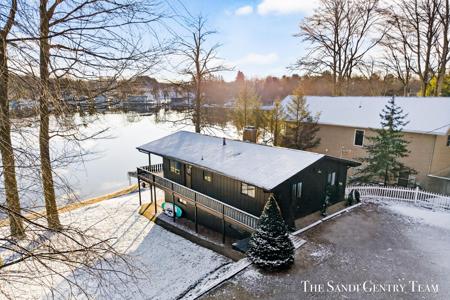 4050 W Orchard Drive