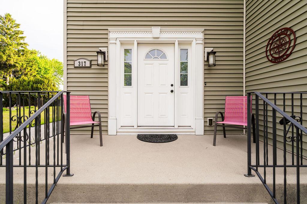 Image 4: exterior(4)