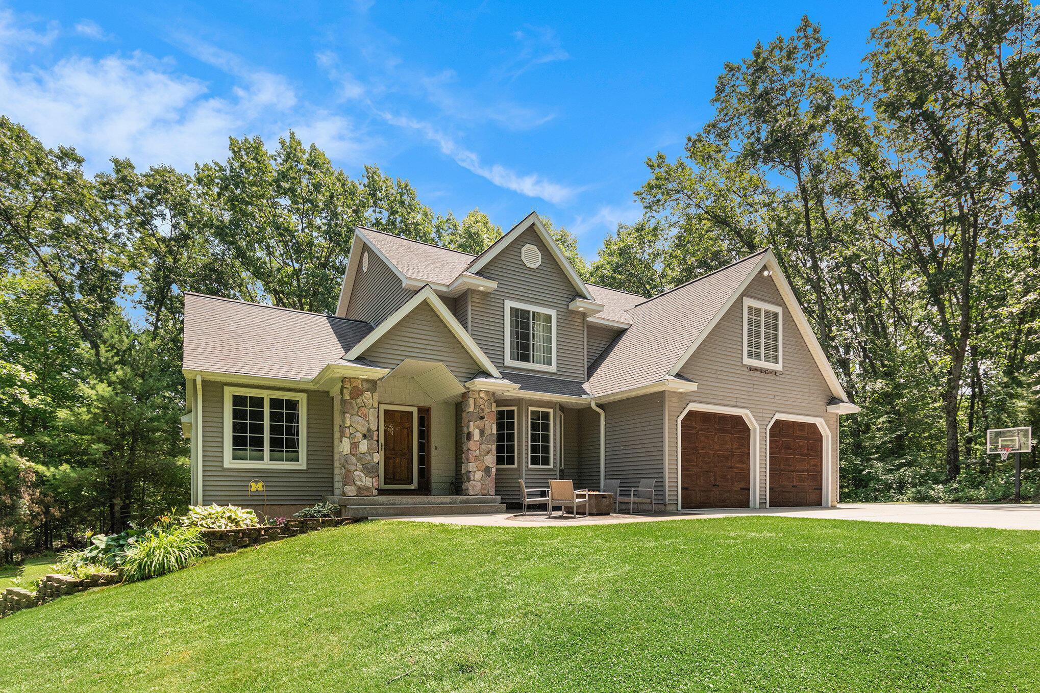 Image 2: 003_wtm_0124_810