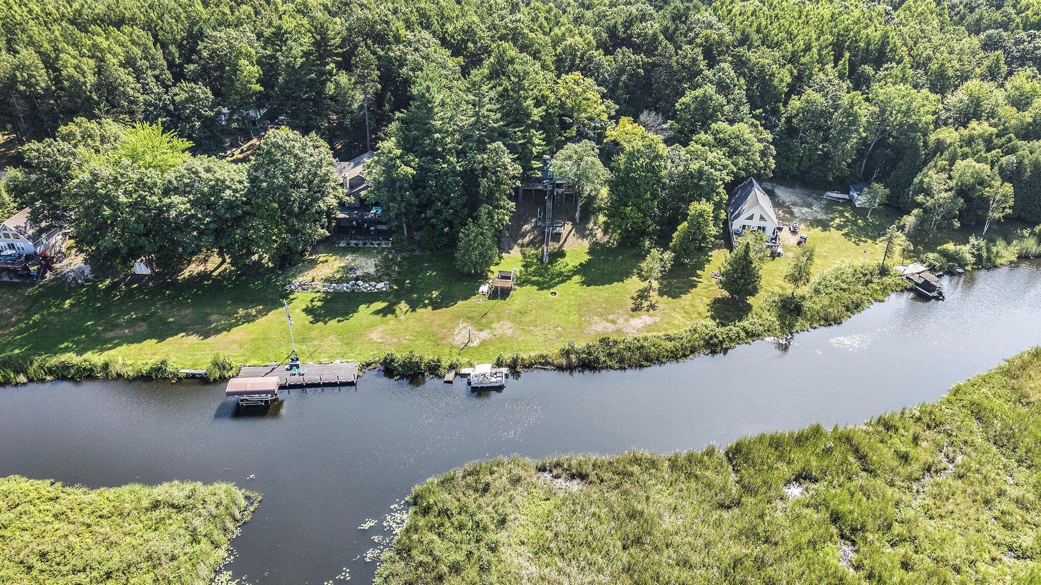 Image 4: 019_dji_20250801104248_0015_d_575
