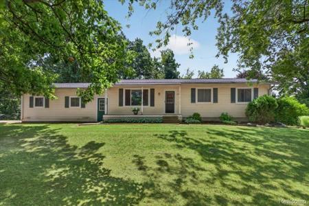 405 Hoag Drive