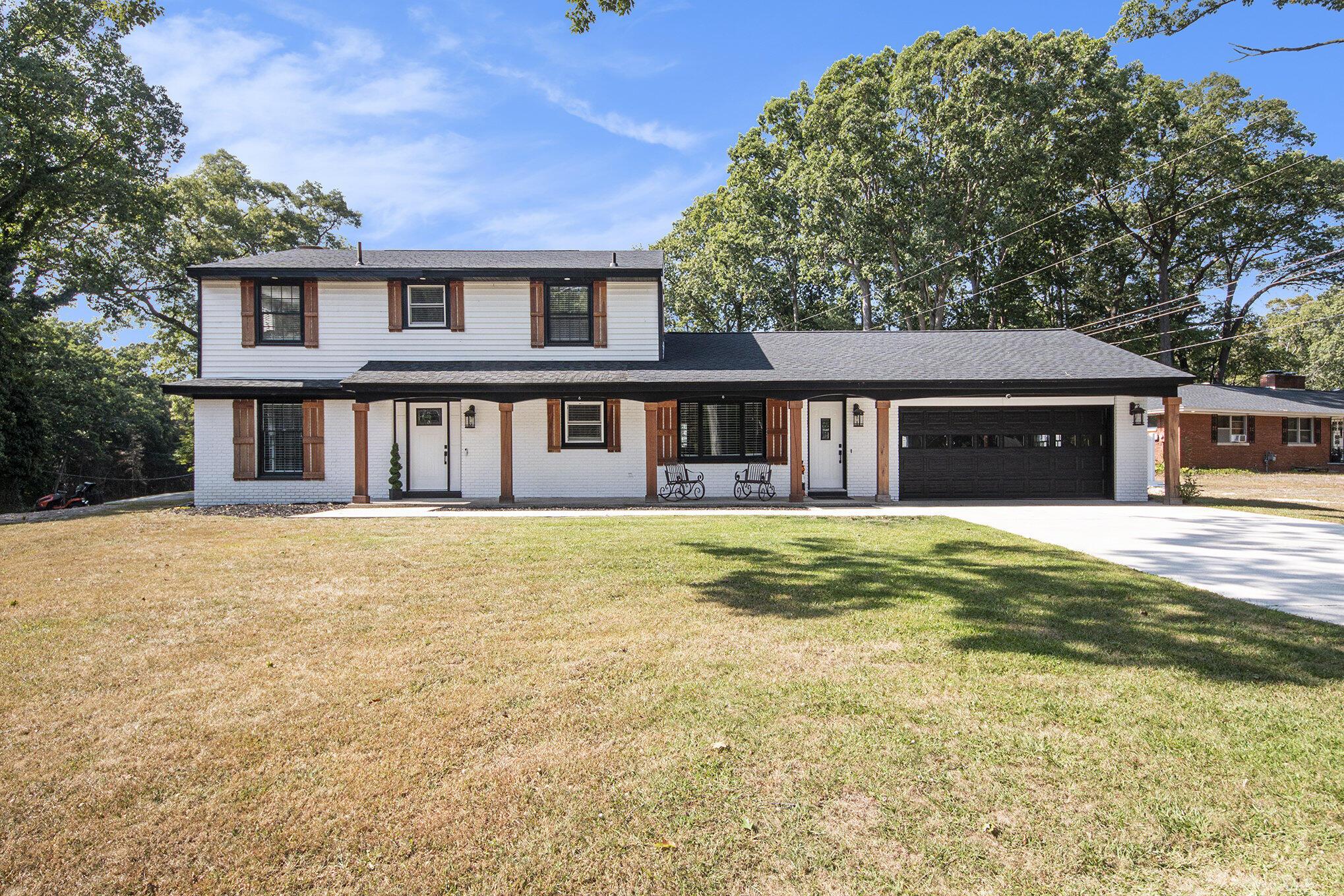 Image 1: 002_img_7430_805