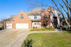 331 BEVERLY ISLAND Drive