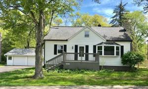 9496 PORTAGE Trail