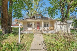 310 W BROOKS ST