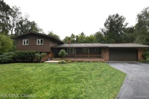 5504 POSSUM Lane
