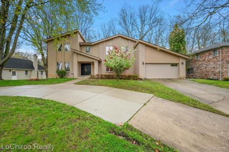 6019 Glen Eagles Drive