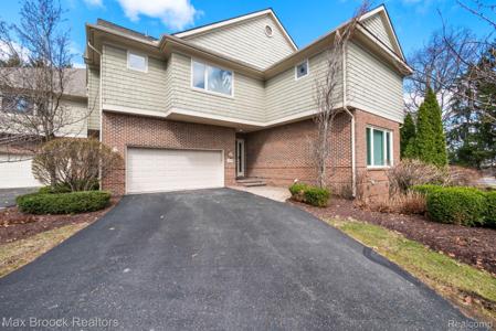 3828 PINE LAKE KNOLL Drive