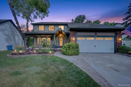 611 THORNEHILL Trail