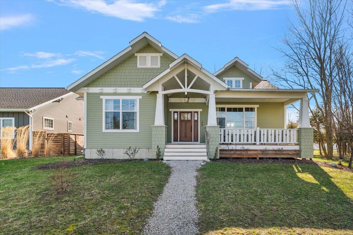 Image 2: 02-35 Ferry St-2