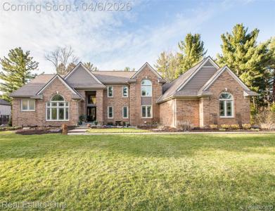 5350 Hidden Pines Drive