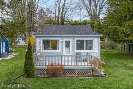 7523 Beechwood