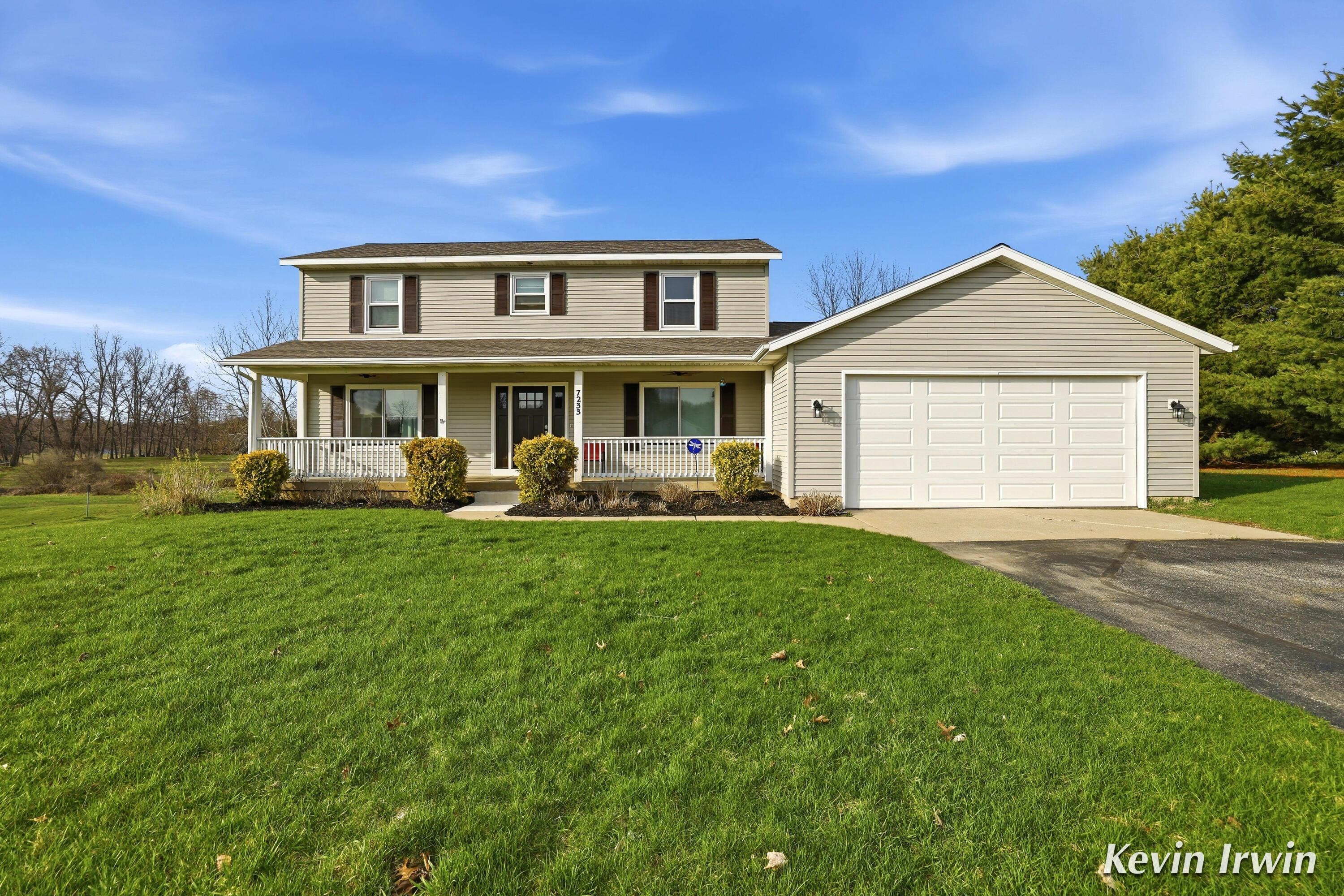 Image 1: 7233 russet trail ne-001