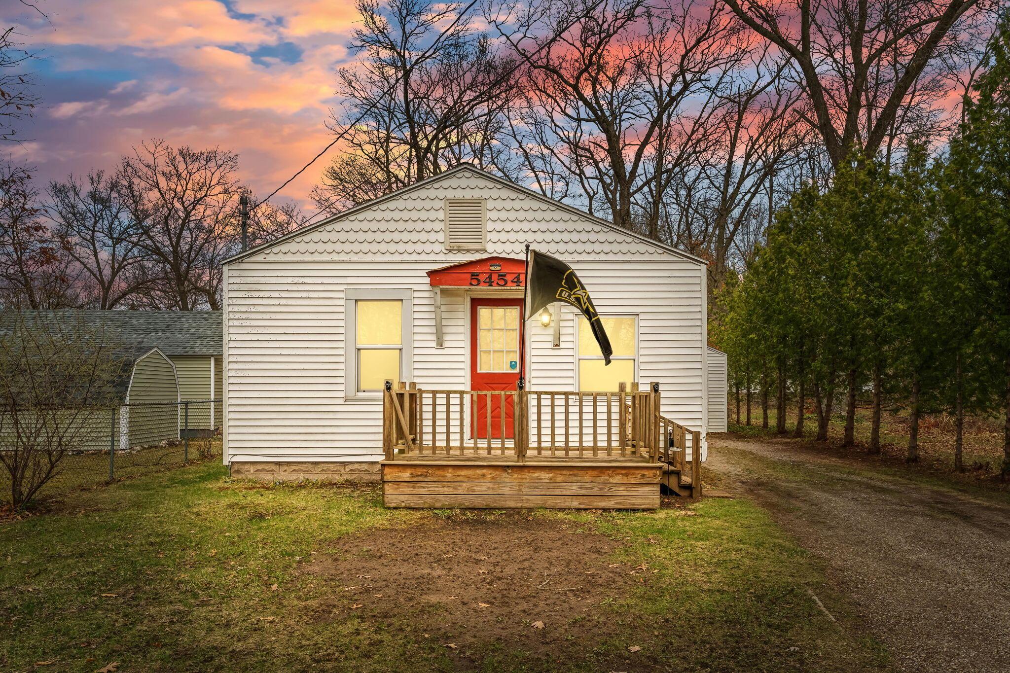 Image 1: 2-web-or-mls-Project_20260412_3384_VT