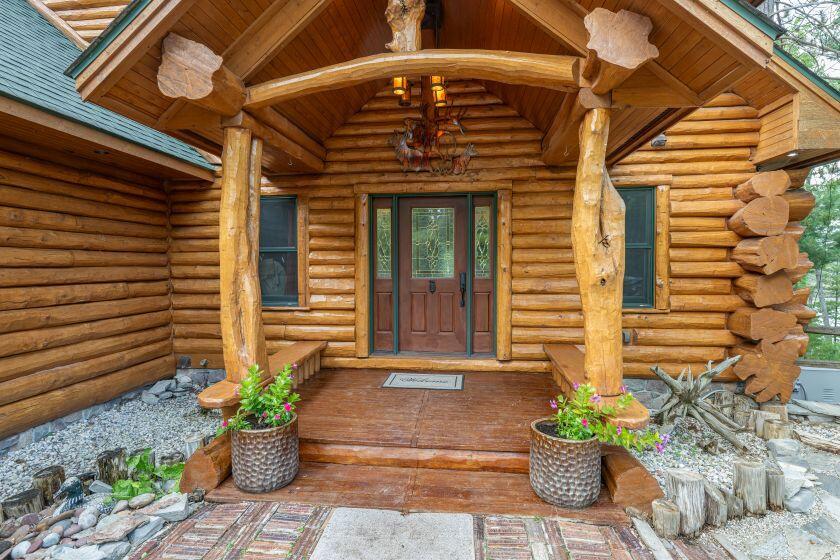 Image 3: _Z9B0827-Enhanced-NR