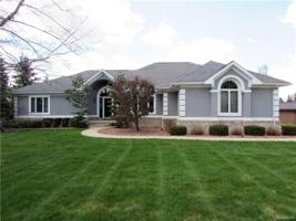 3094 WOODLAND Drive