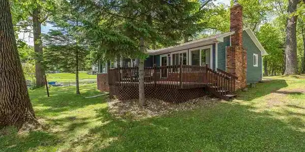 15984 SILVER LAKE