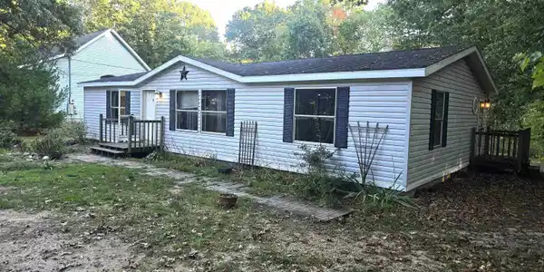 17009 Blackfoot Trail