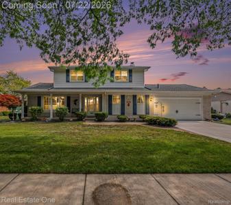 1524 3 Lakes Drive