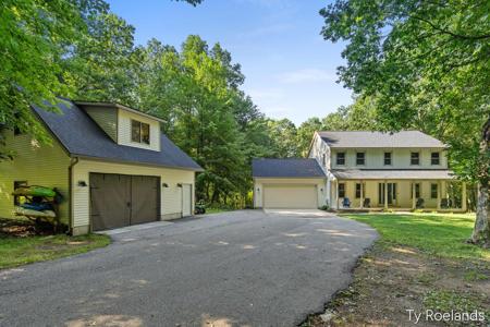 99 Radny Drive