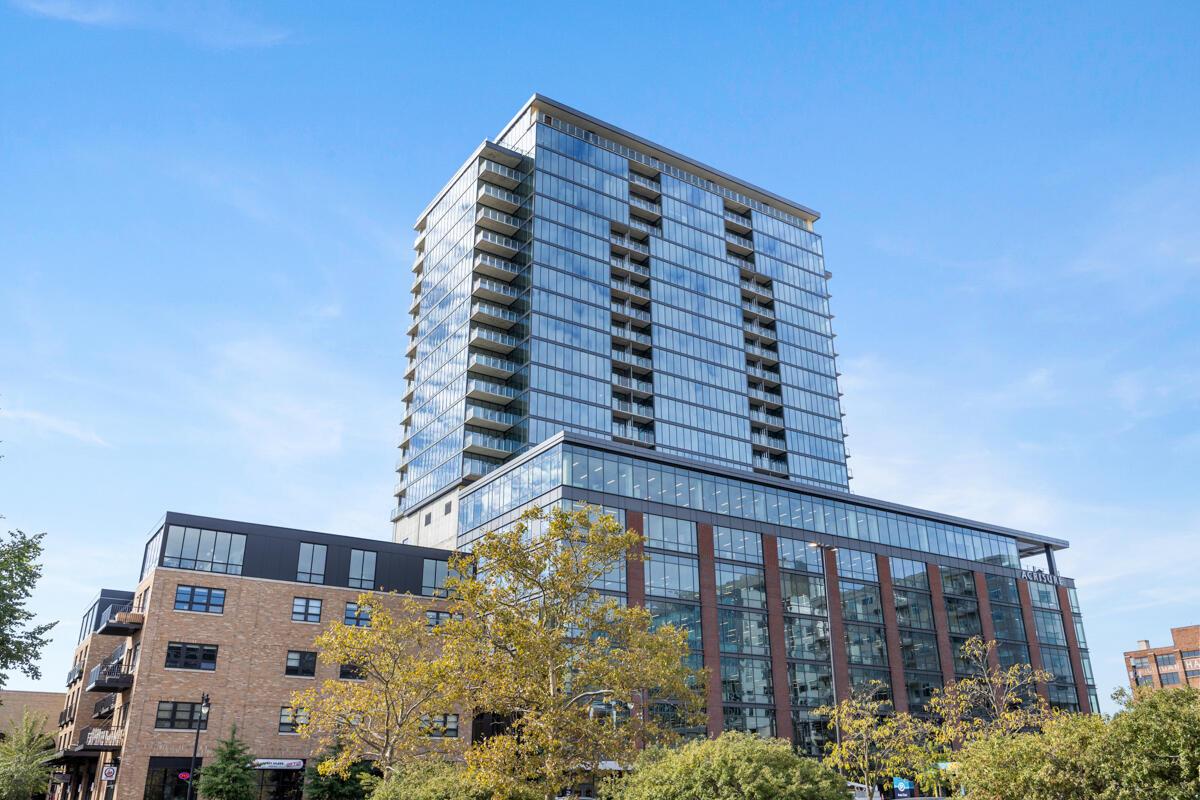 Image 1: Welcome to Studio Park Tower